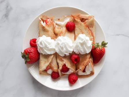  16 Cute Desserts on a Stick That Make Treat Time Even More Fun