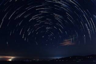 Unlocking the Cosmic Time Capsule: The Enigma of Distant Dinosaurs